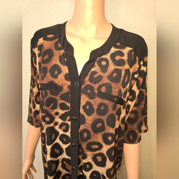 ELLIE McCarthy Blouse Women’s Sz 3X Button Down Leopard Print Polyester … - Picture 3 of 10